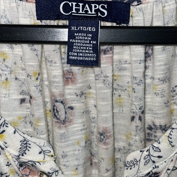 CHAPS WOMEN’S Blouse.  Size XL. - Picture 2 of 6